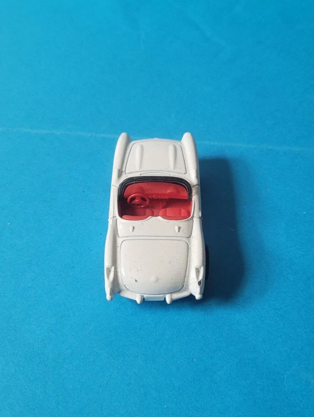 Matchbox 1957 Chevrolet Corvette Conver 1998.
